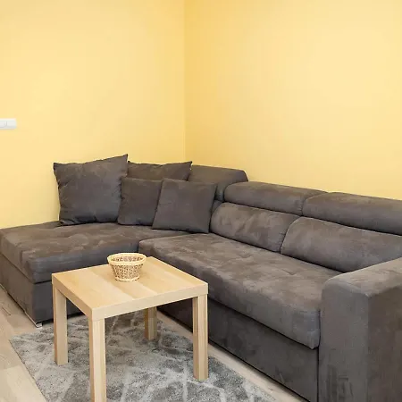 Διαμέρισμα Bright & Spacious 2-bedroom In By Flat Manаger Βάρνα