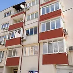 דירה Bright & Spacious 2-bedroom In By Flat Manаger