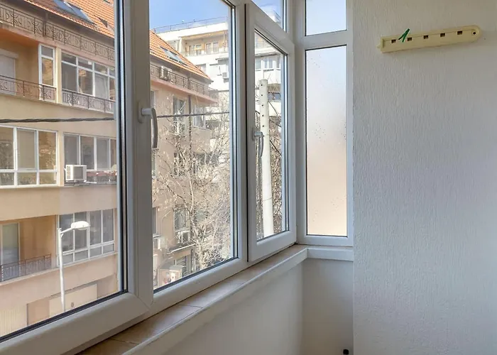 Bright & Spacious 2-bedroom In By Flat Manаger * Varna